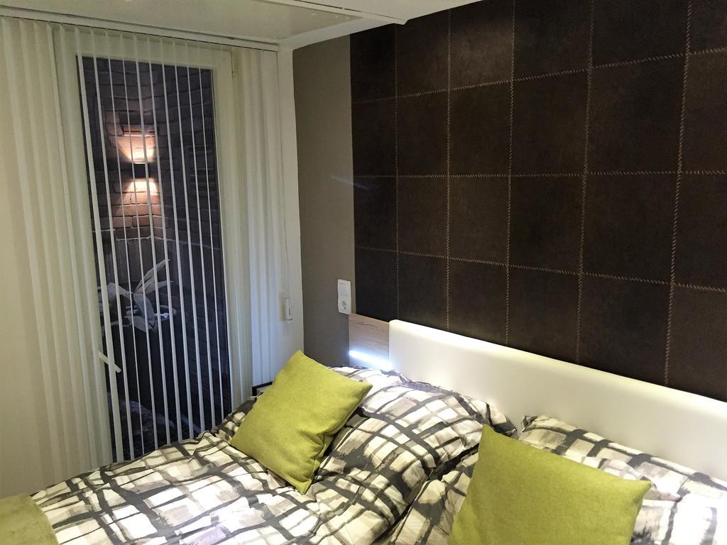 Oktohome Suite Budapeste Exterior foto