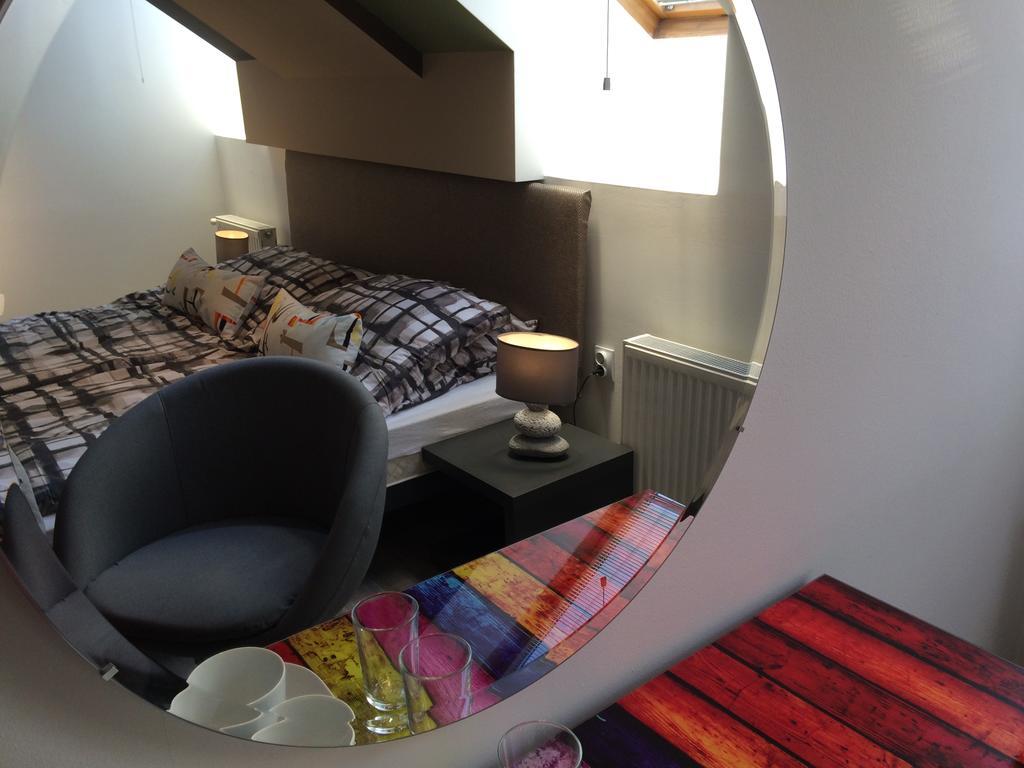 Oktohome Suite Budapeste Exterior foto
