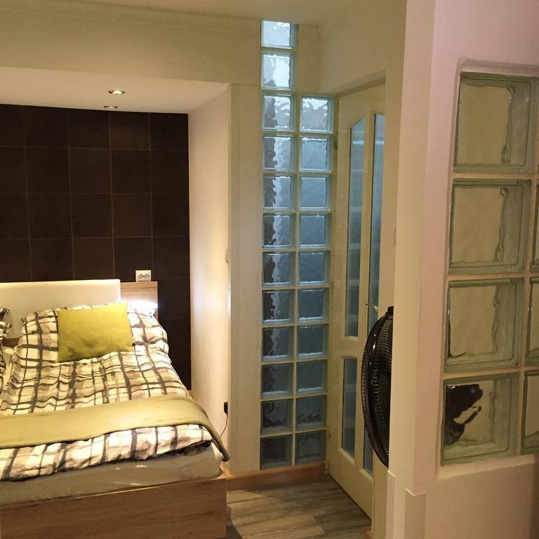 Oktohome Suite Budapeste Exterior foto